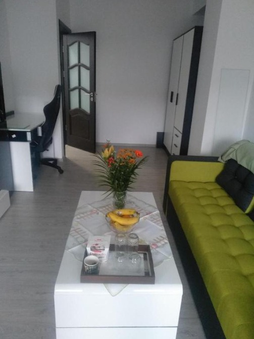 De vânzare apartament 2 camere, 60 m², in bloc tip vila, Eforie Nord, Jud. Cta