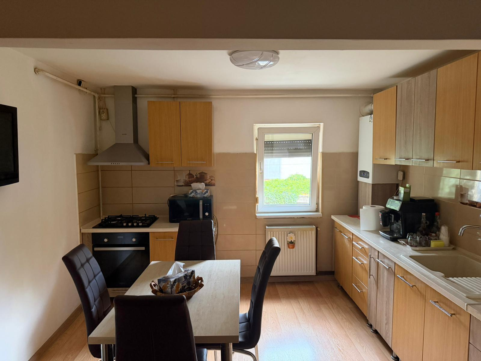 apartament spatios si utilat, gata de mutare!