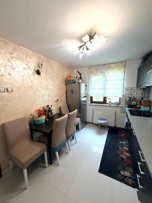 Casă de vânzare în AG Albota, 140 m²
