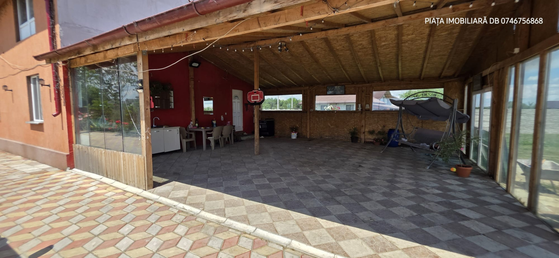 Casă de vânzare în DB Colacu, 300 m²