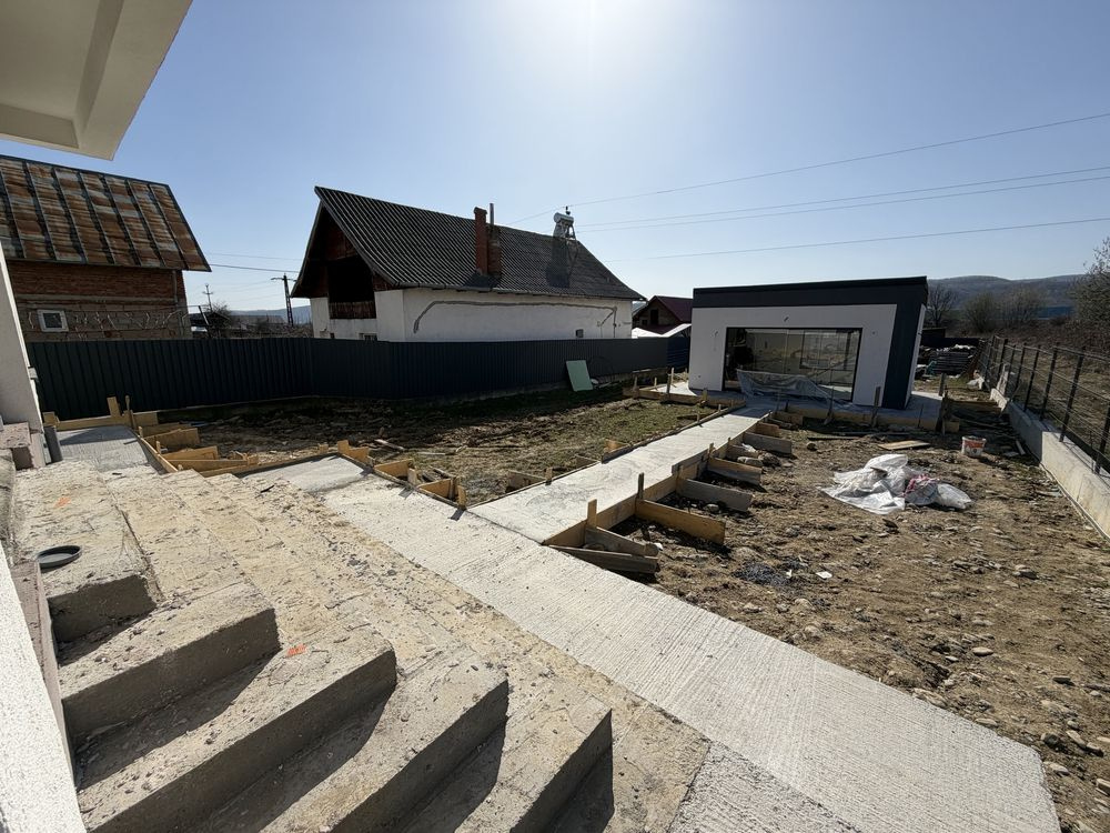 Casă de vânzare în AG Curtea de Arges, 400 m²