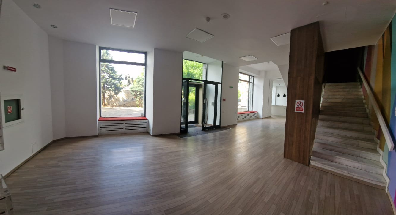 Spatiu comercial Parter+Mezanin zona Unirii