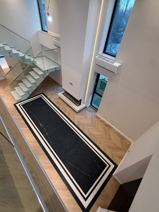 Apartament de vânzare în B Bucuresti, Sos Bucuresti Targoviste Nr. 4A ([object Object]), 165 m²