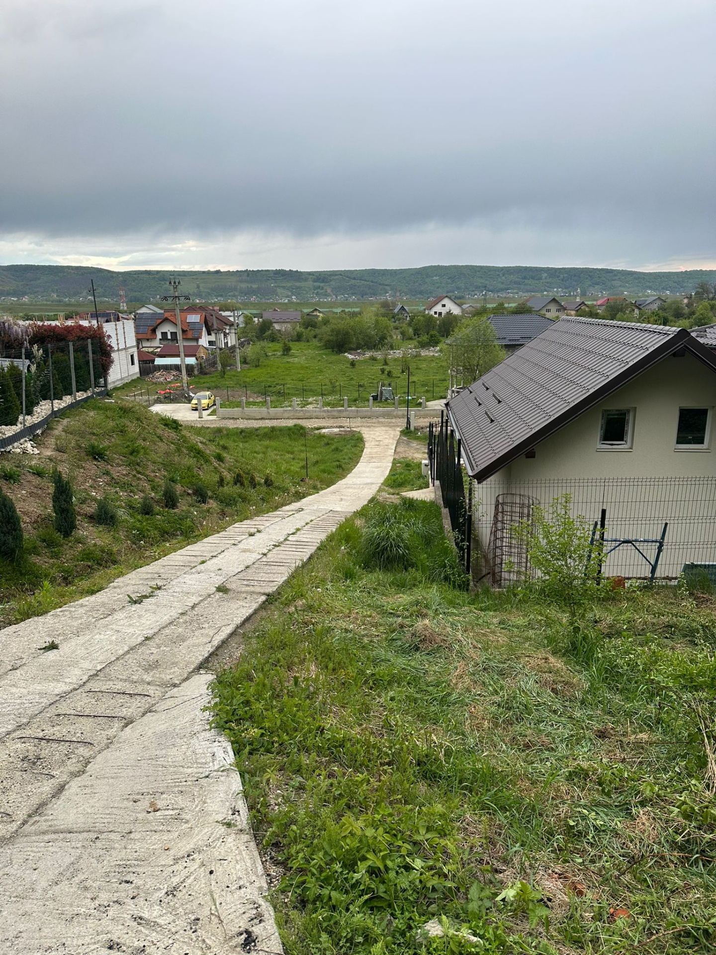 Teren de vânzare în AG Bascov