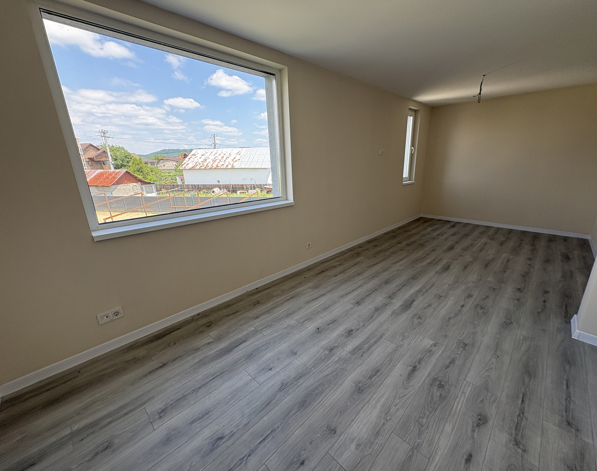 Duplex de vânzare în AG Maracineni, 120 m²