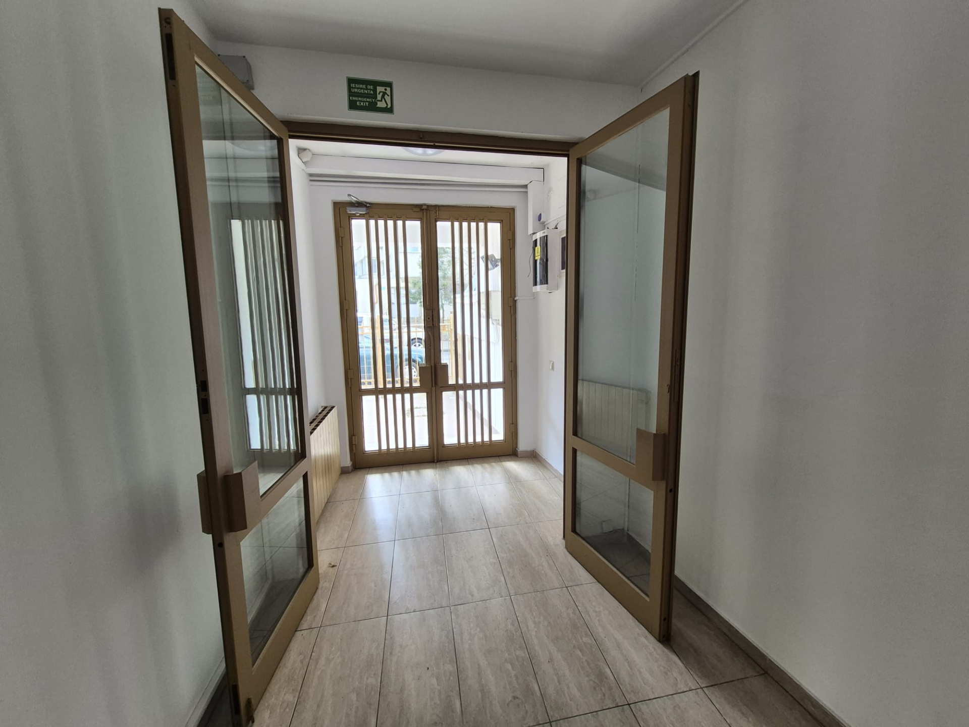 Casă de vânzare în B Bucuresti, 350 m²