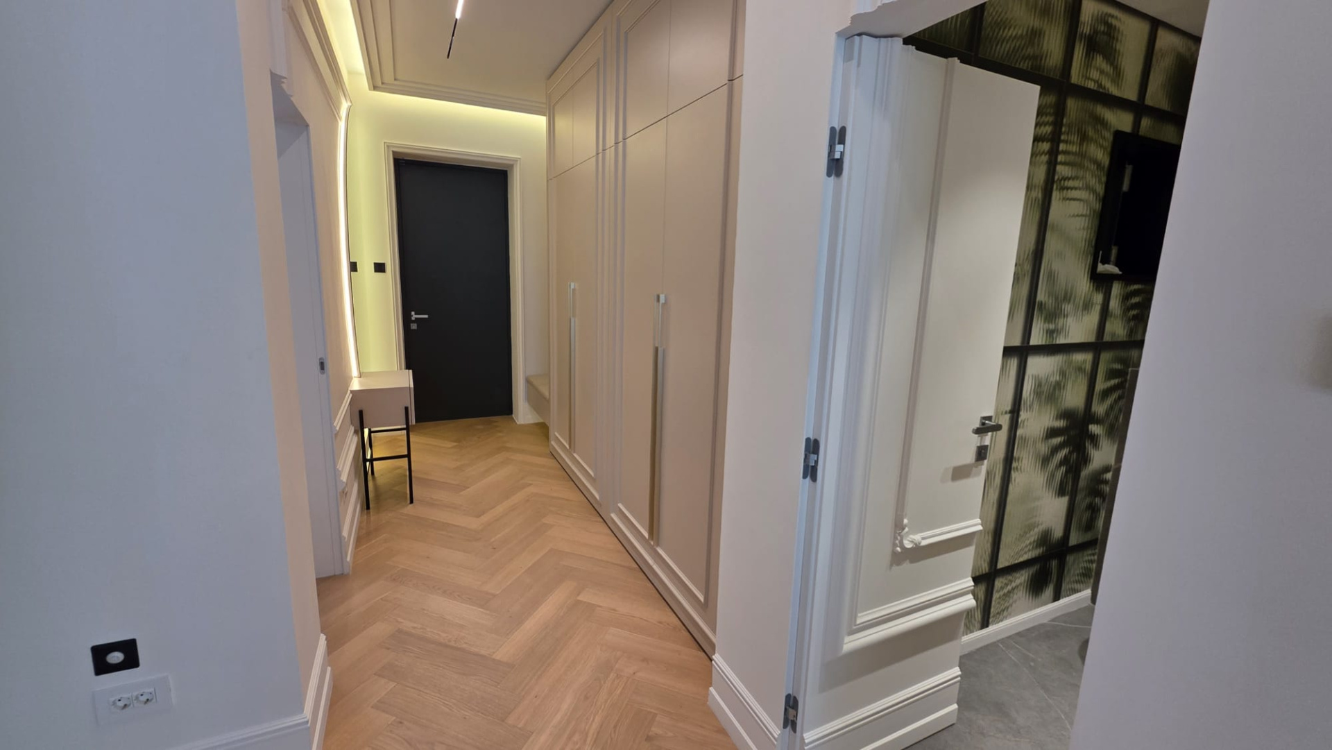 Casă de vânzare în IF Voluntari, 400 m²