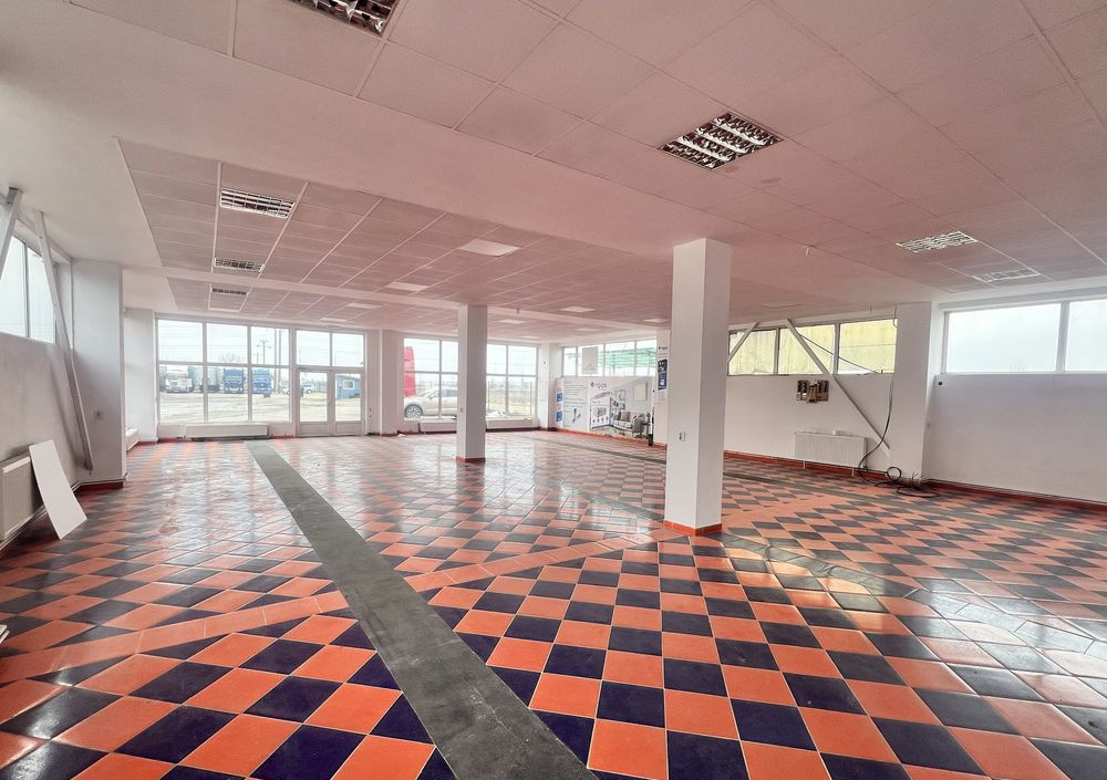 Birou de închiriat în DB Gaesti, 1000 m²