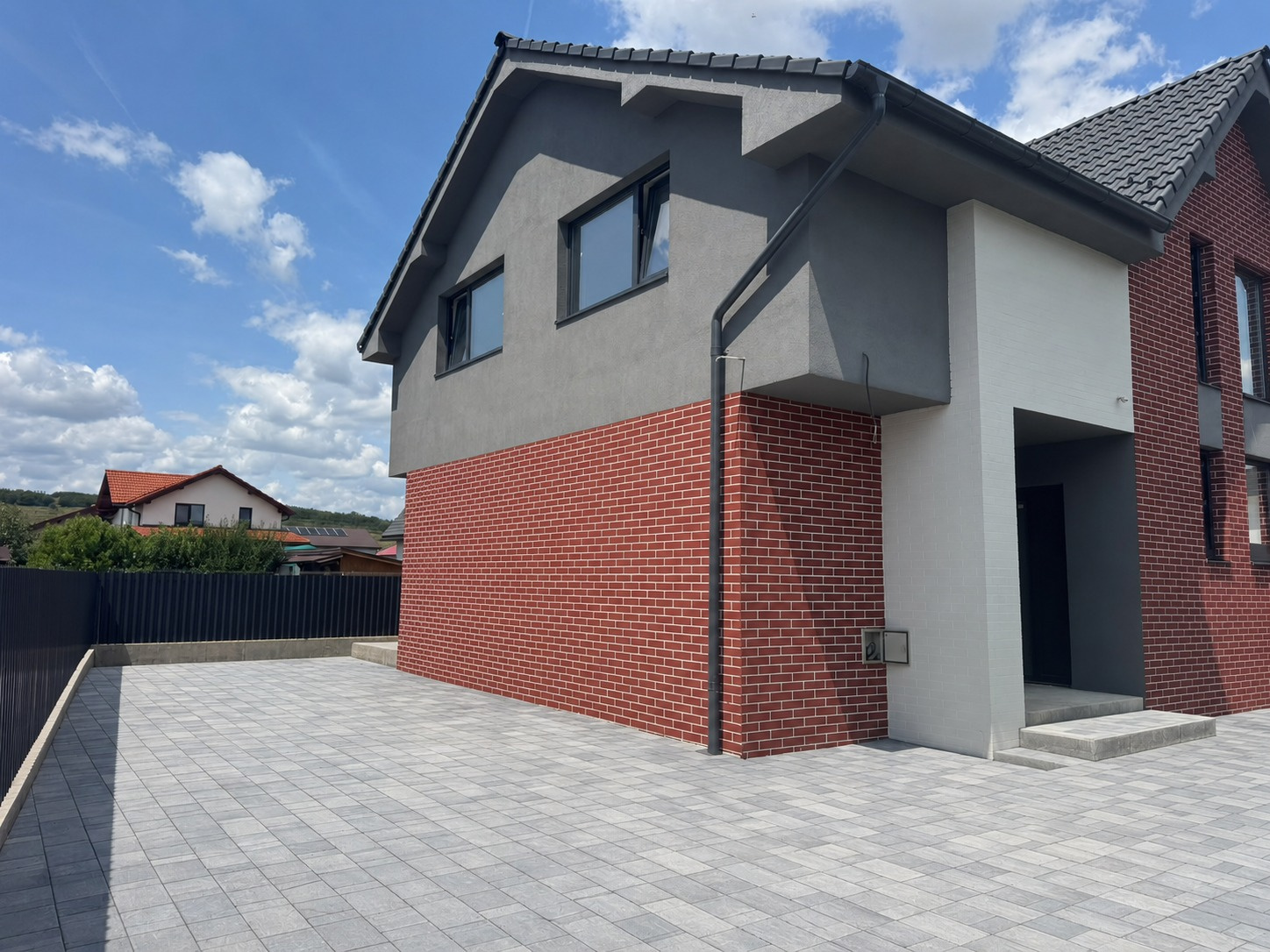 P+M House in Jucu de Mijloc – 142 sqm usable, 3 bedrooms, 2 parking spaces 3