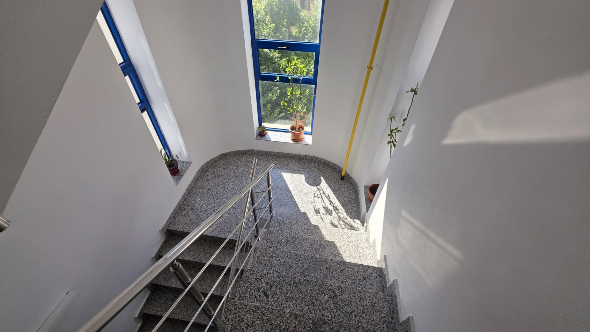 Birou de închiriat în B Bucuresti, 170 m²