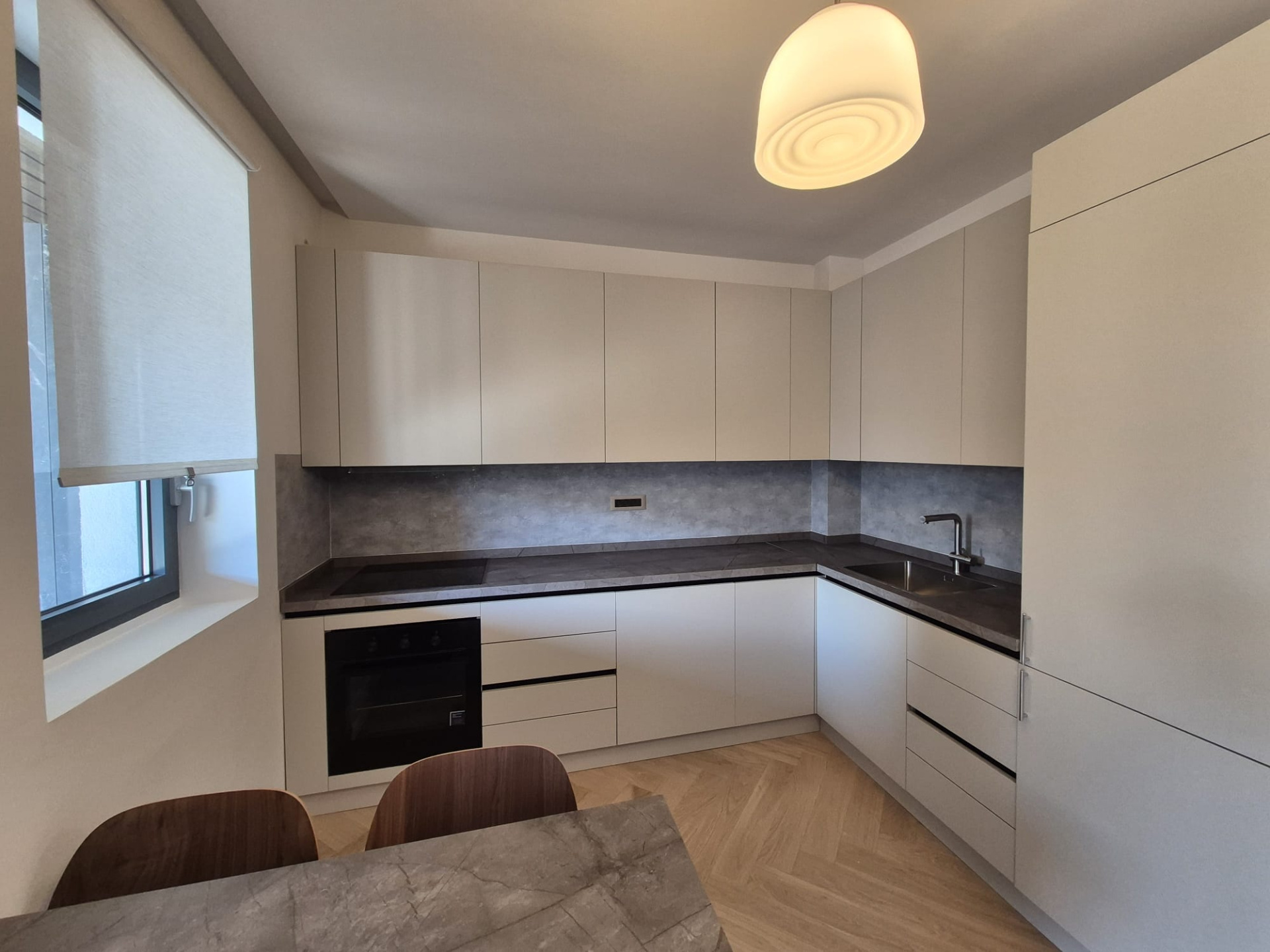 Apartament de închiriat în B Bucuresti, 63 m²