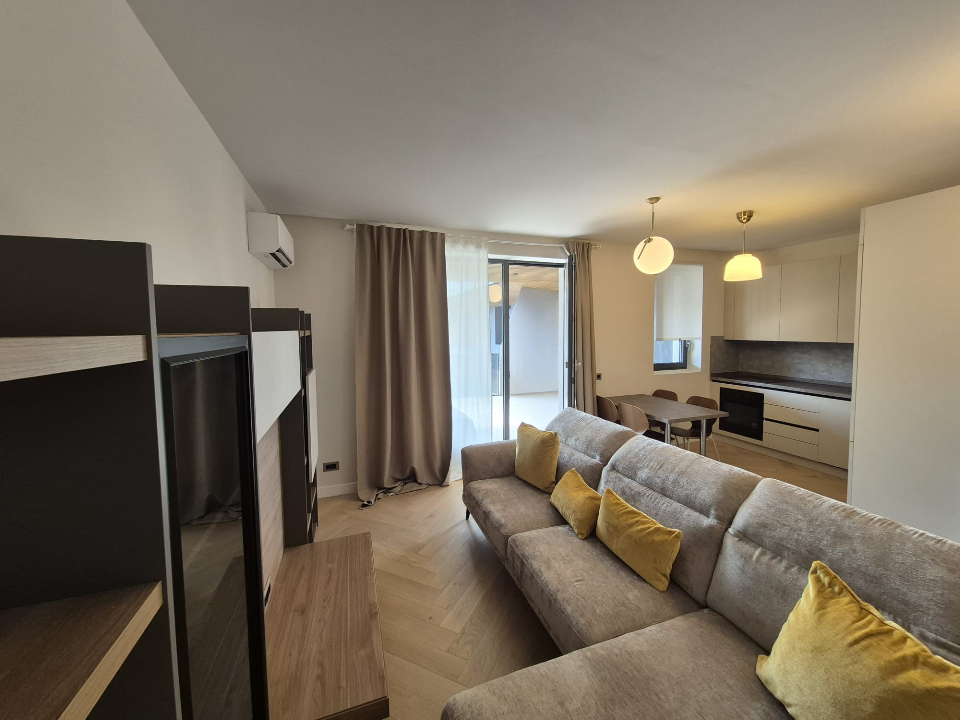 Apartament de închiriat în B Bucuresti, 63 m²