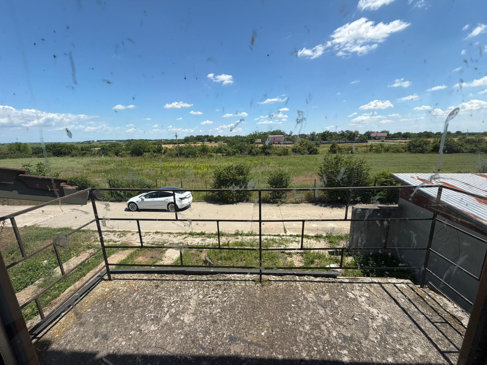 Casa spatioasa cu 5 dormitoare, Teren 1000mp, Butimanu -Ungureni