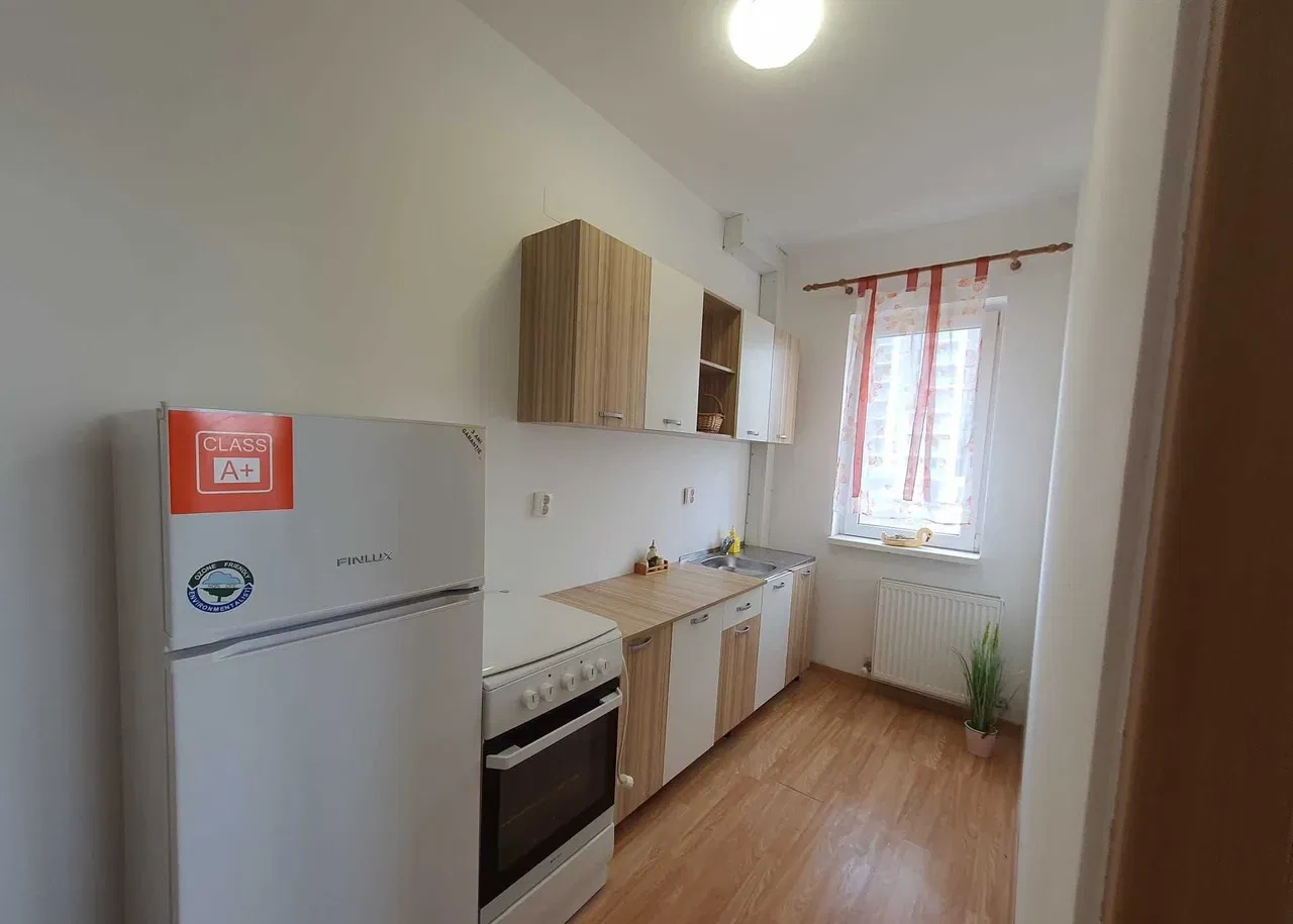 Apartament 2 camere decomandat | Parcare inclusa | Buna Ziua