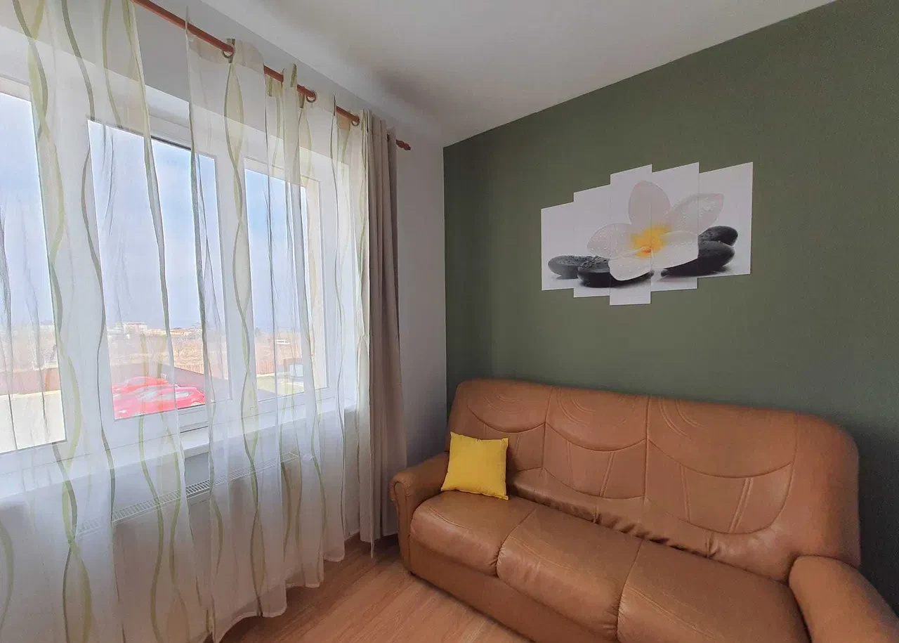 Apartament 2 camere decomandat | Parcare inclusa | Buna Ziua