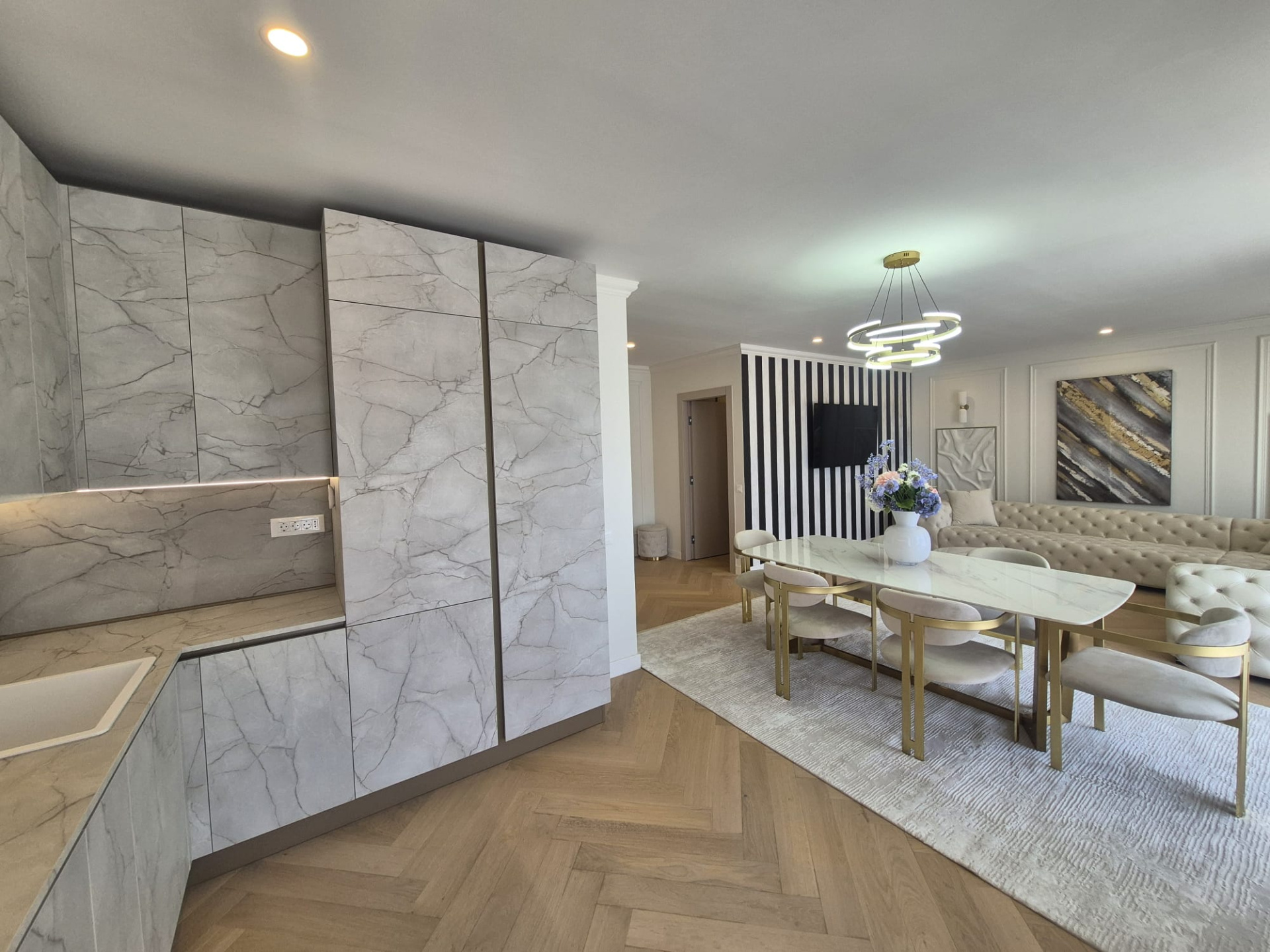 Apartament de închiriat în B Bucuresti, 125 m²