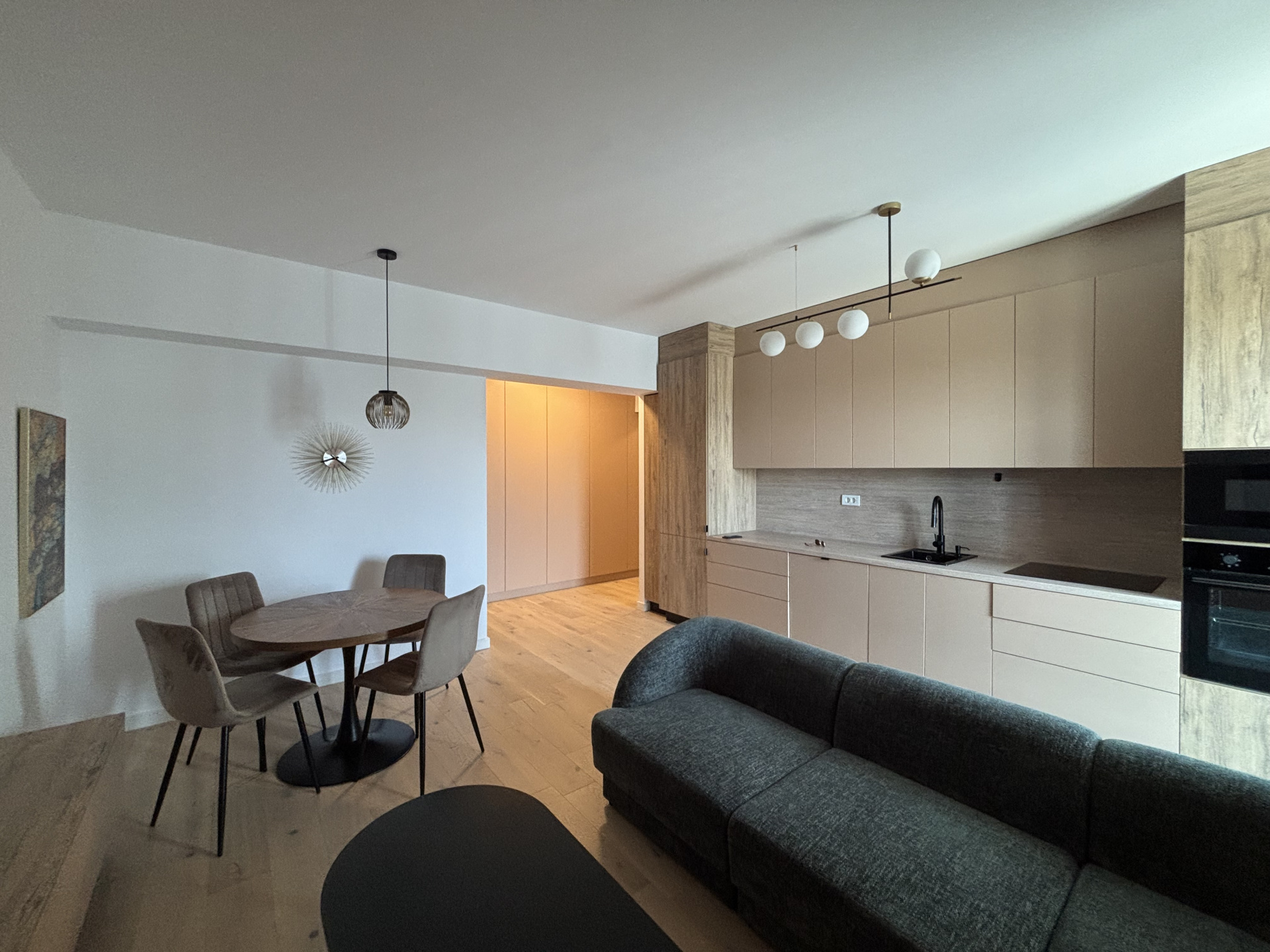 Apartament de închiriat în B Bucuresti, Sos Bucuresti Nord Nr. 10 K ([object Object]), 98 m²