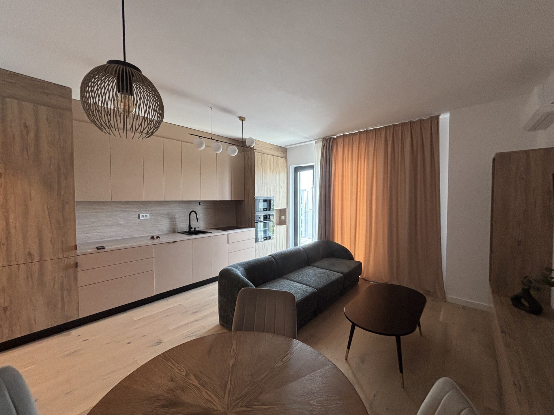 Apartament de închiriat în B Bucuresti, Sos Bucuresti Nord Nr. 10 K ([object Object]), 98 m²