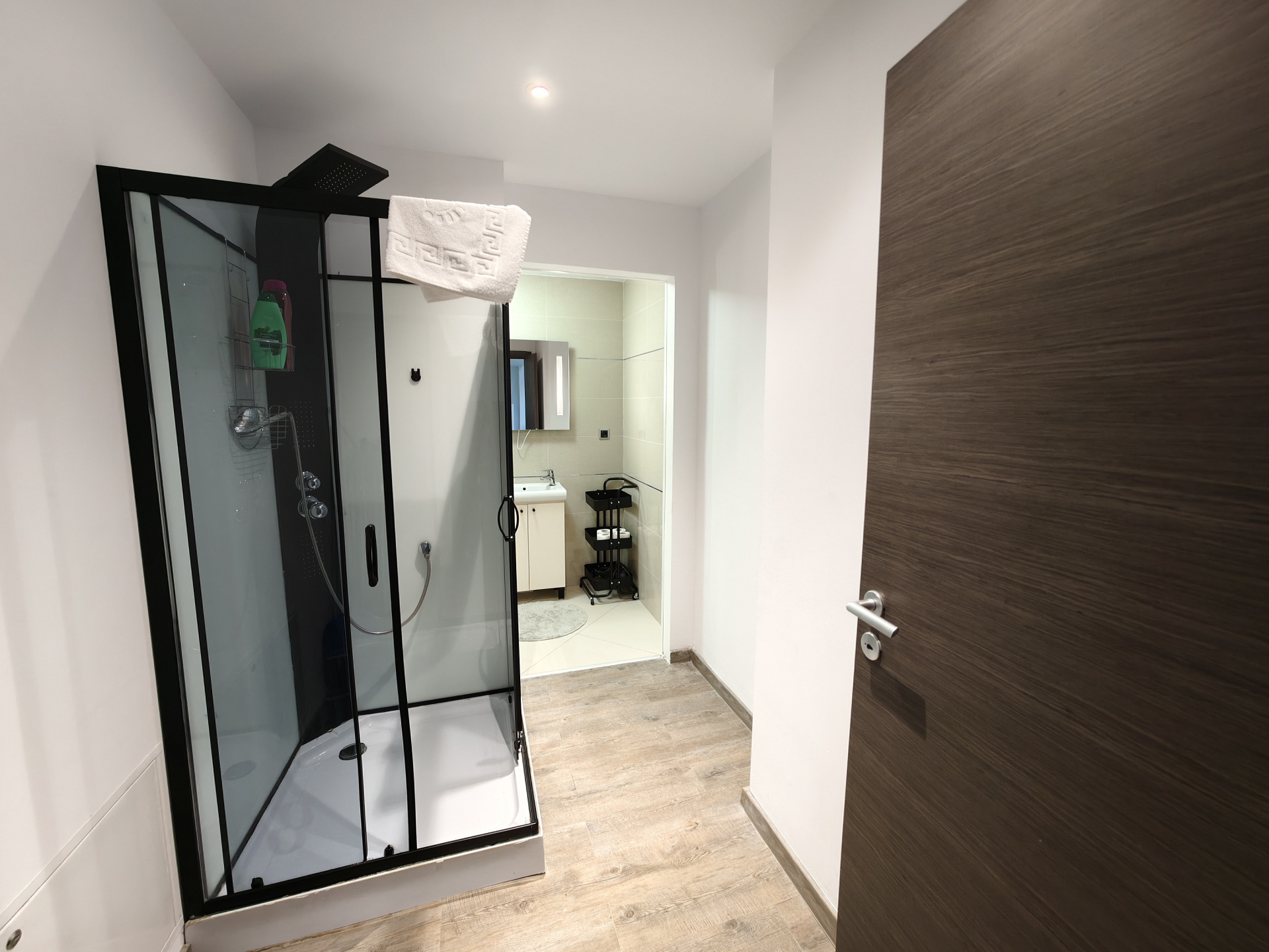2 apartamente intr-unul singur!
