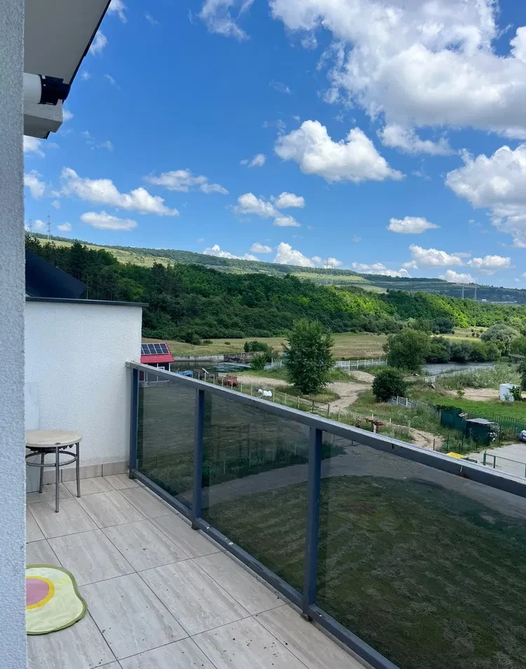 Apartament 2 camere | Balcon 7 mp | Parcare | Tineretului, Floresti