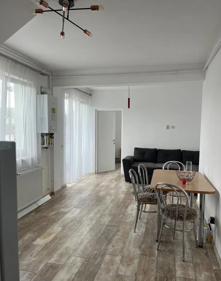 Apartament 2 camere | Balcon 7 mp | Parcare | Tineretului, Floresti