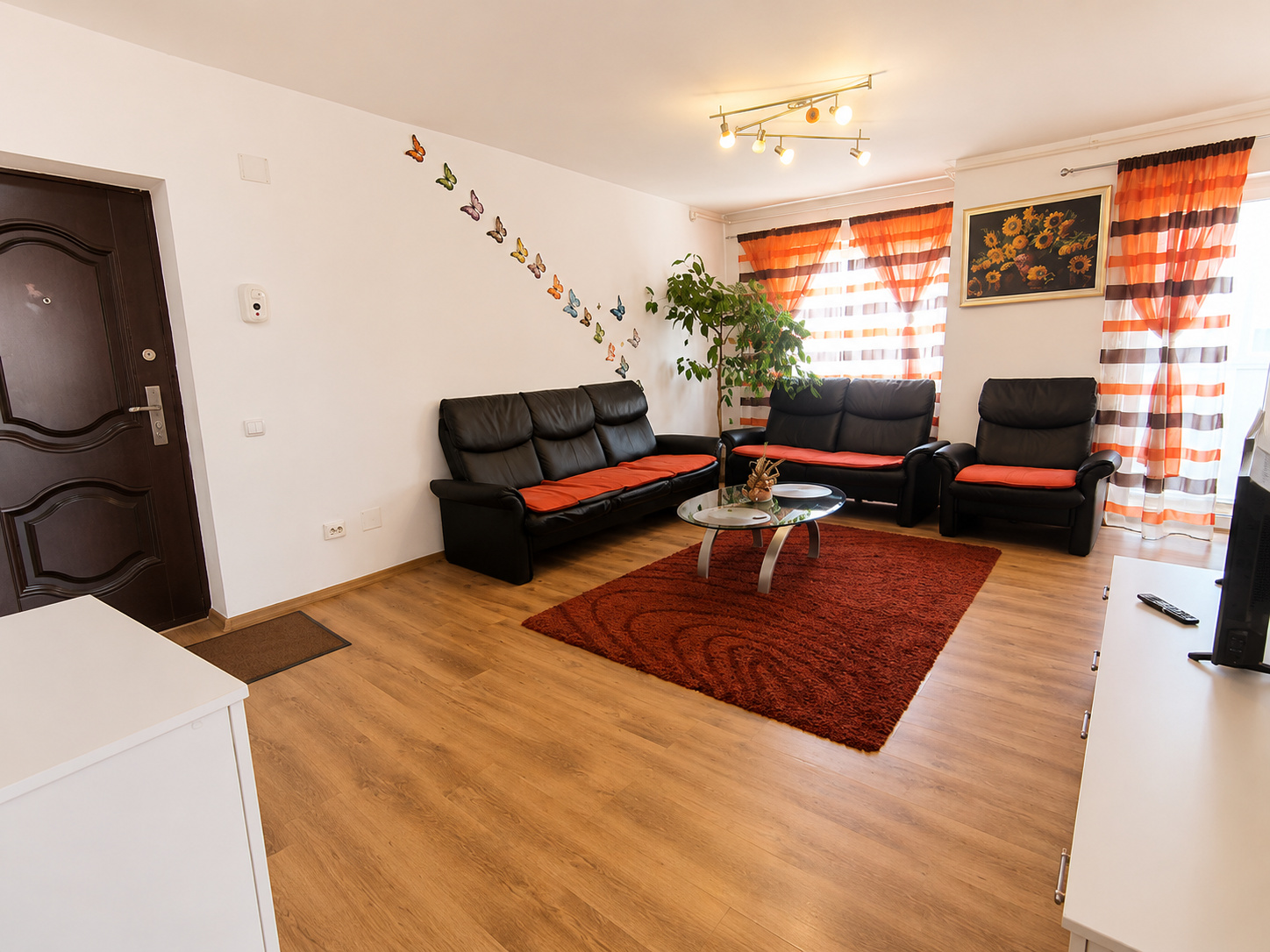 Apartament 3 camere | Parcare | Floresti, zona Teilor