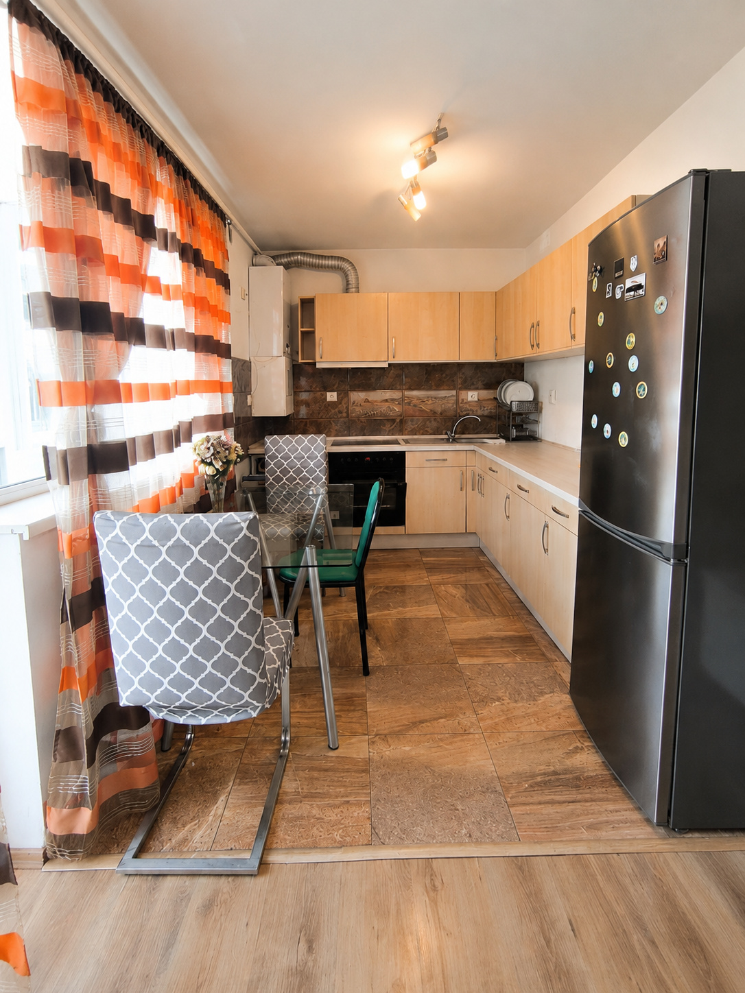 Apartament 3 camere | Parcare | Floresti, zona Teilor