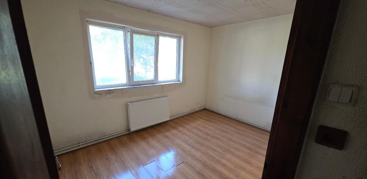 Apartament 2 Camere, Micro XI, Parter, 50 Mp, 2 Intrari, Pretabil Cabinet/Birou