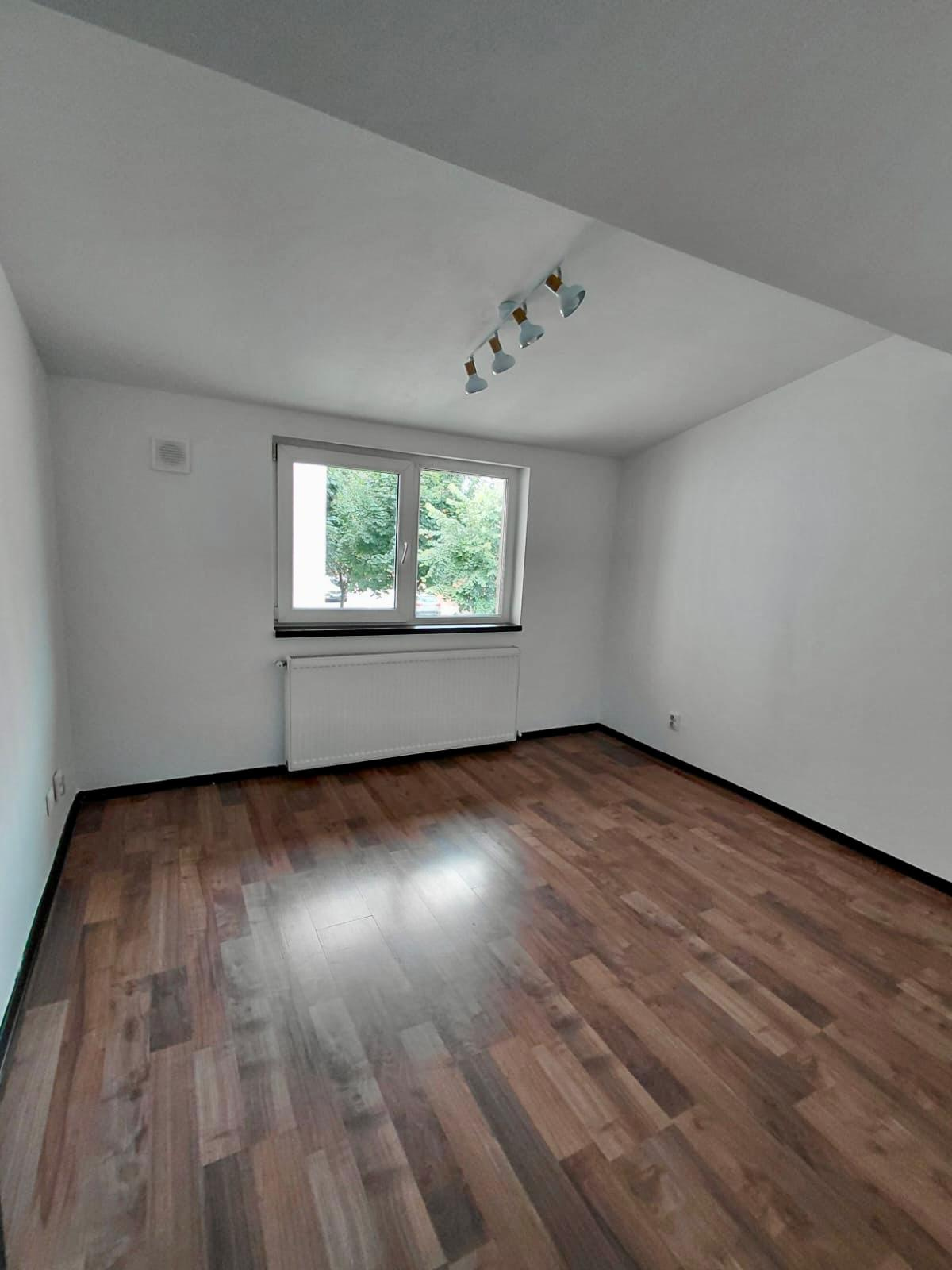 Casa de inchirait in Brasov, Bartolomeu, 4 camere, 120 mp - 550 euro