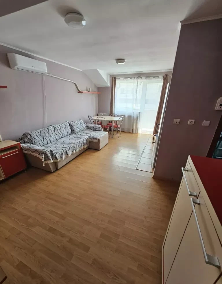 Apartament 3 camere | 2 balcoane | Floresti, Subcetate