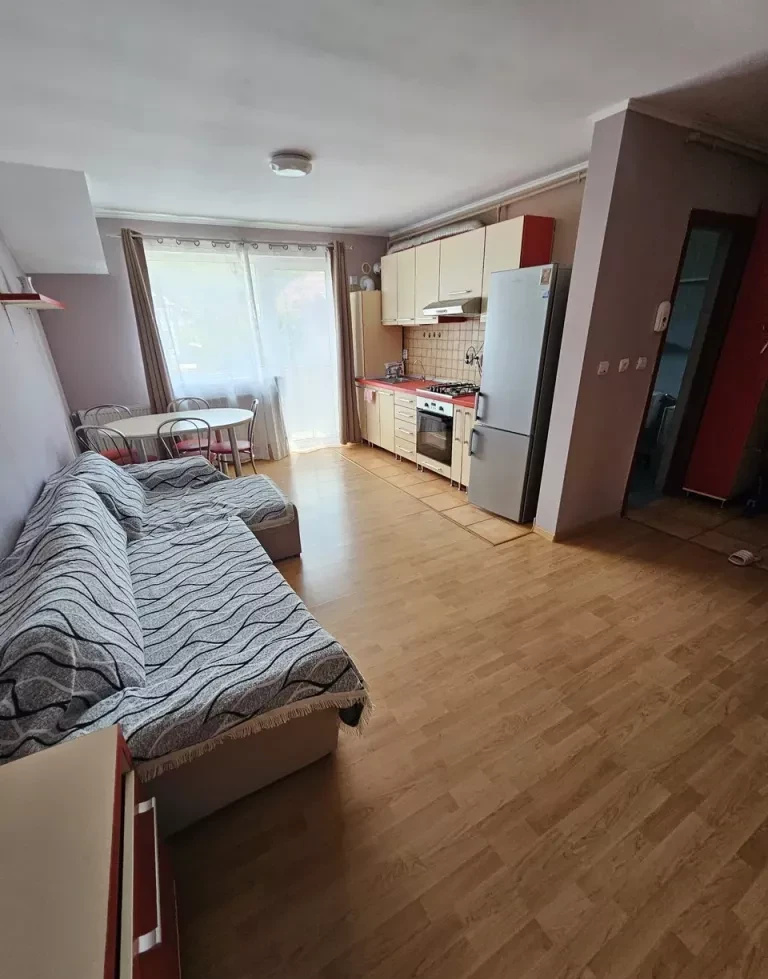 Apartament 3 camere | 2 balcoane | Floresti, Subcetate