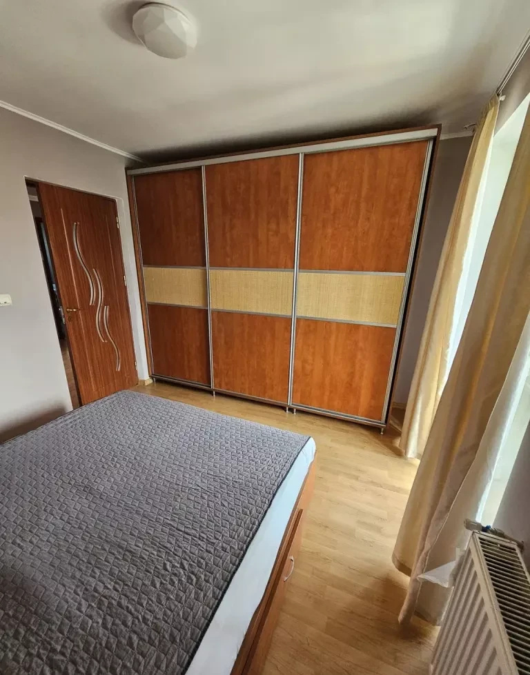 Apartament 3 camere | 2 balcoane | Floresti, Subcetate