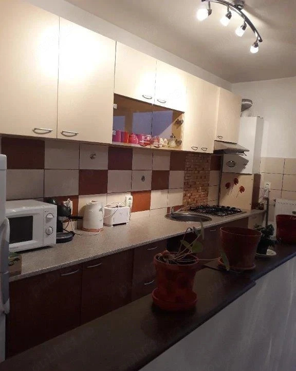 Apartament 2 camere | Parcare | Floresti, zona Florilor