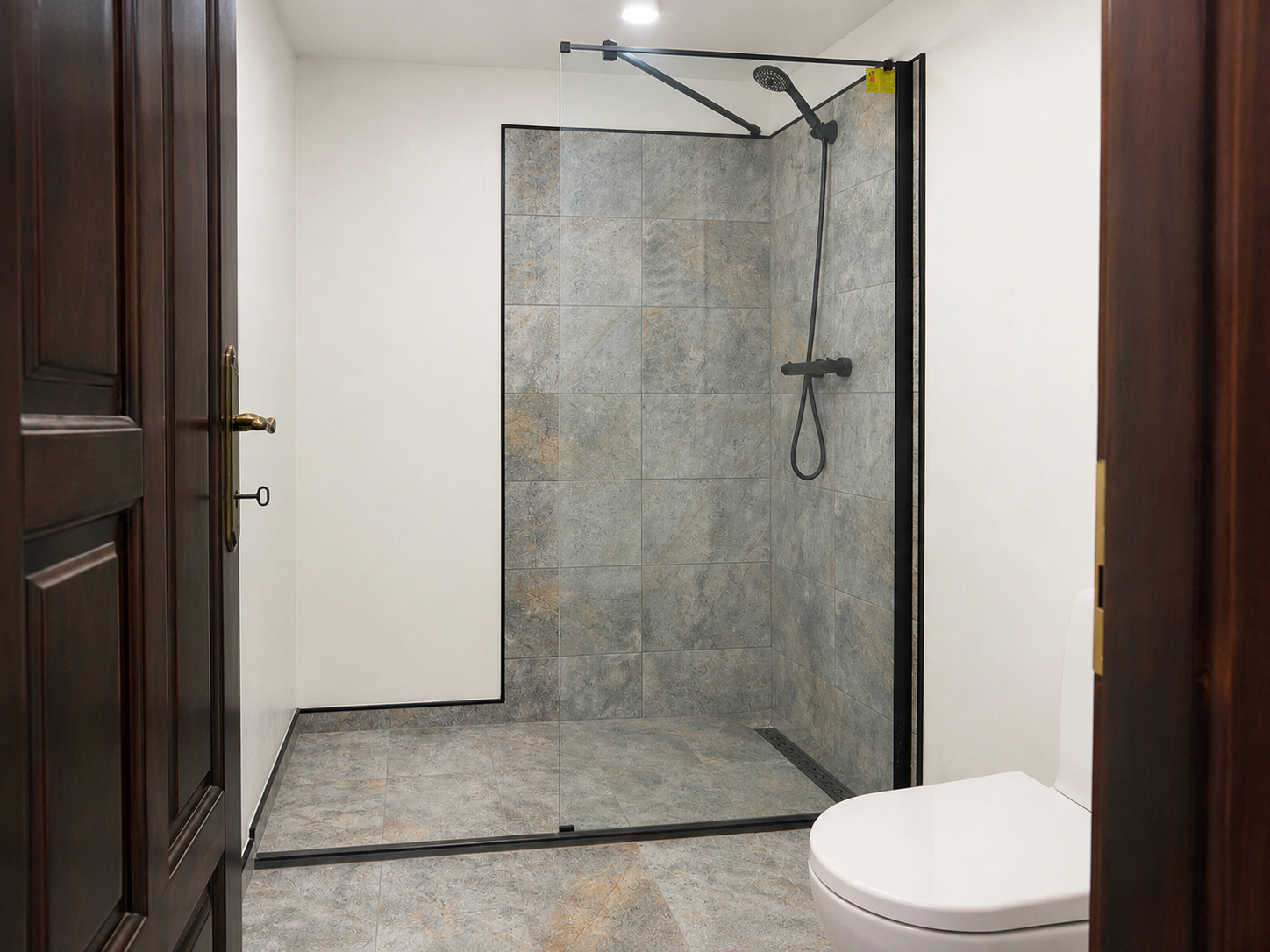 Apartament cu 2 camere de vânzare, complet renovat, “Grădină cu Magnolii”