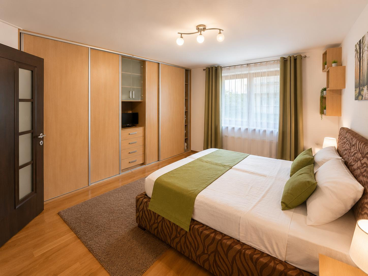 Apartament 3 camere - Tractorul - 600 €/luna - Pet frendly - loc parcare