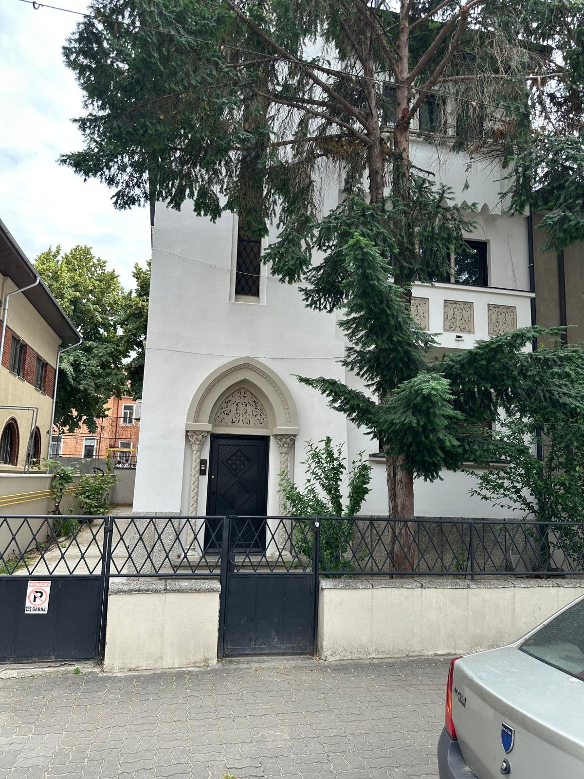 Inchiriere apartament 4 camere parter Dorobanti