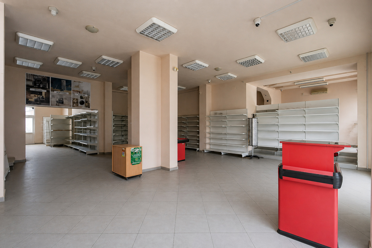 Comercial de închiriat în TM Buzias, 250 m²