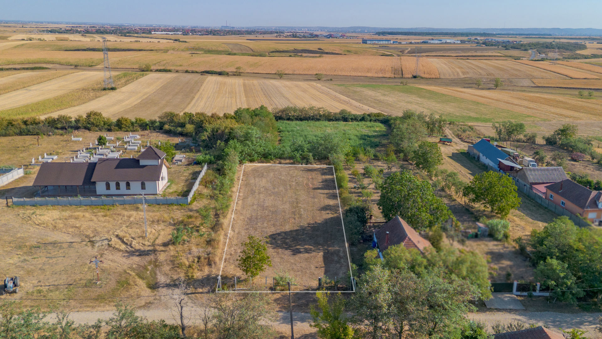 Urban Land 1,363 sqm Chișirid, Nojorid Municipality