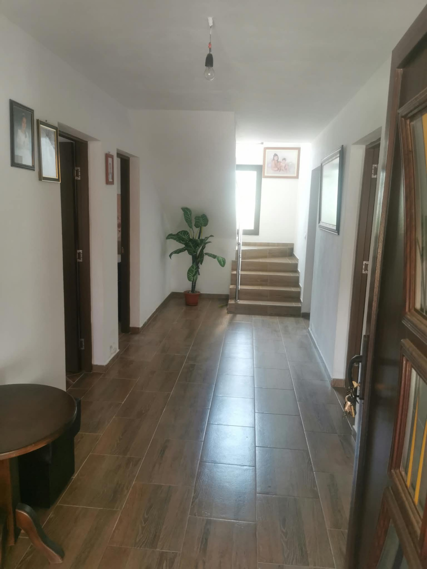 Casă de închiriat în DB Ungureni (Dragomiresti)