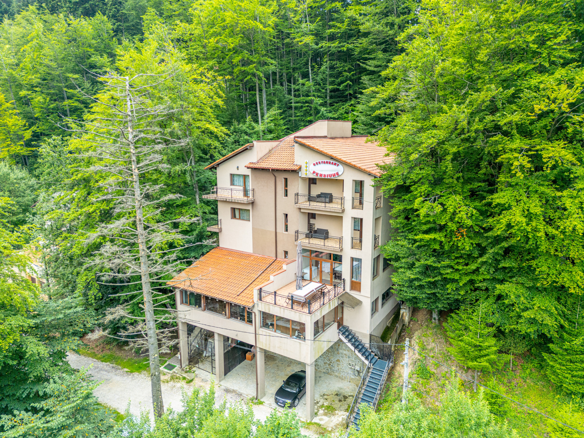 Hotel de vânzare în PH Sinaia, 1154 m²