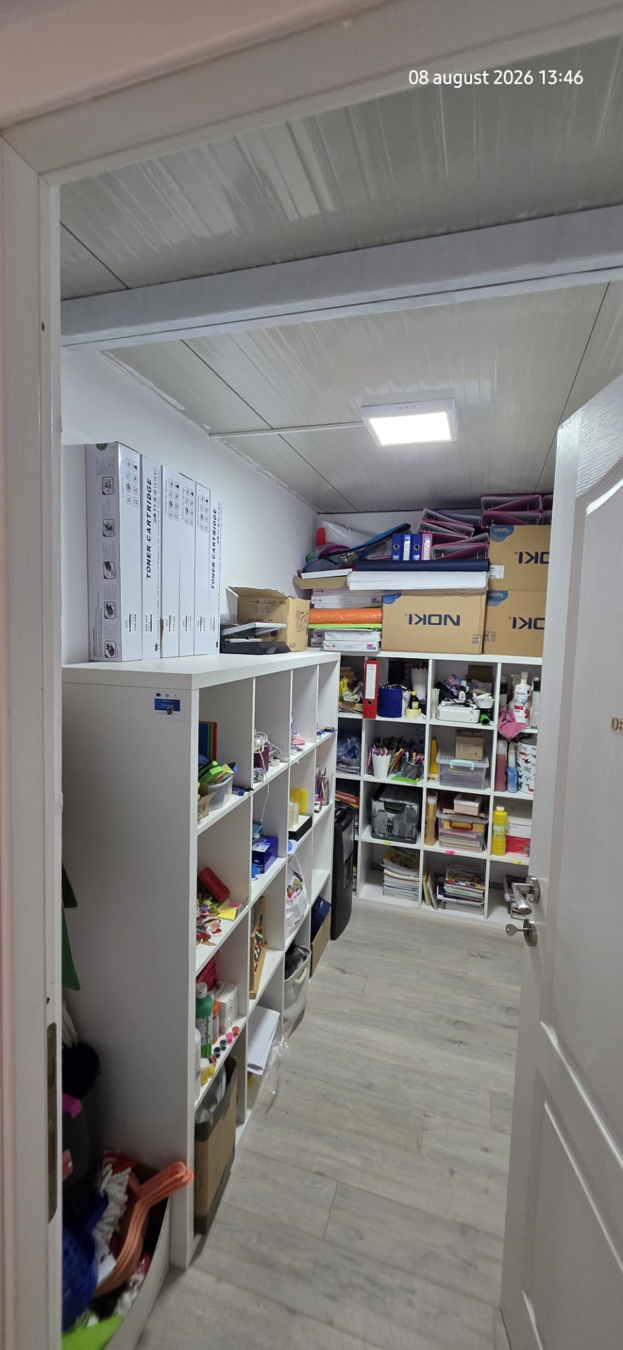 Comercial de vânzare în DB Targoviste, 144 m²