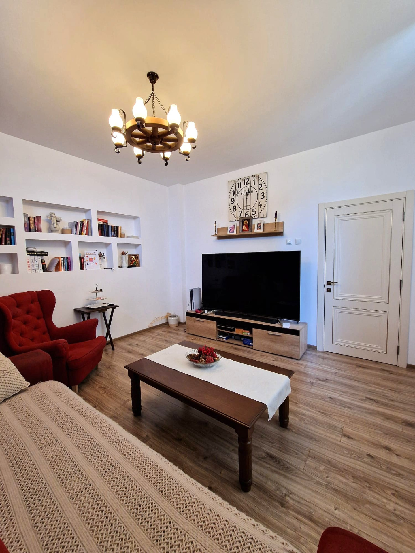 Casă de vânzare în DB Razvad, 130 m²