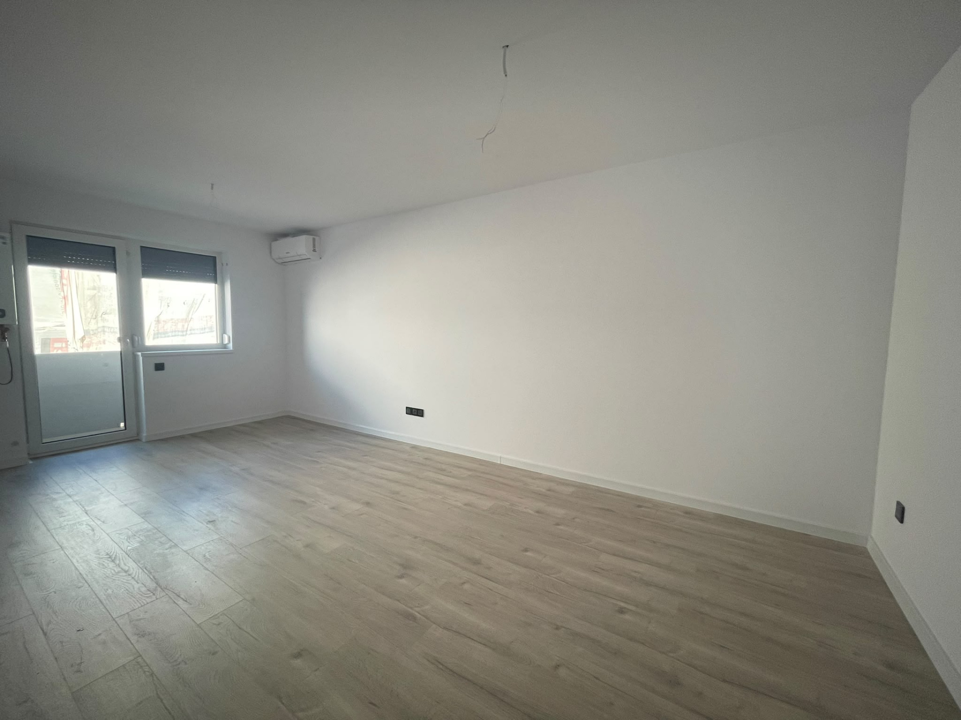 Apartament de vânzare în AG Pitesti, Dumitru Bratianu Nr. 33 ([object Object]), 97 m²