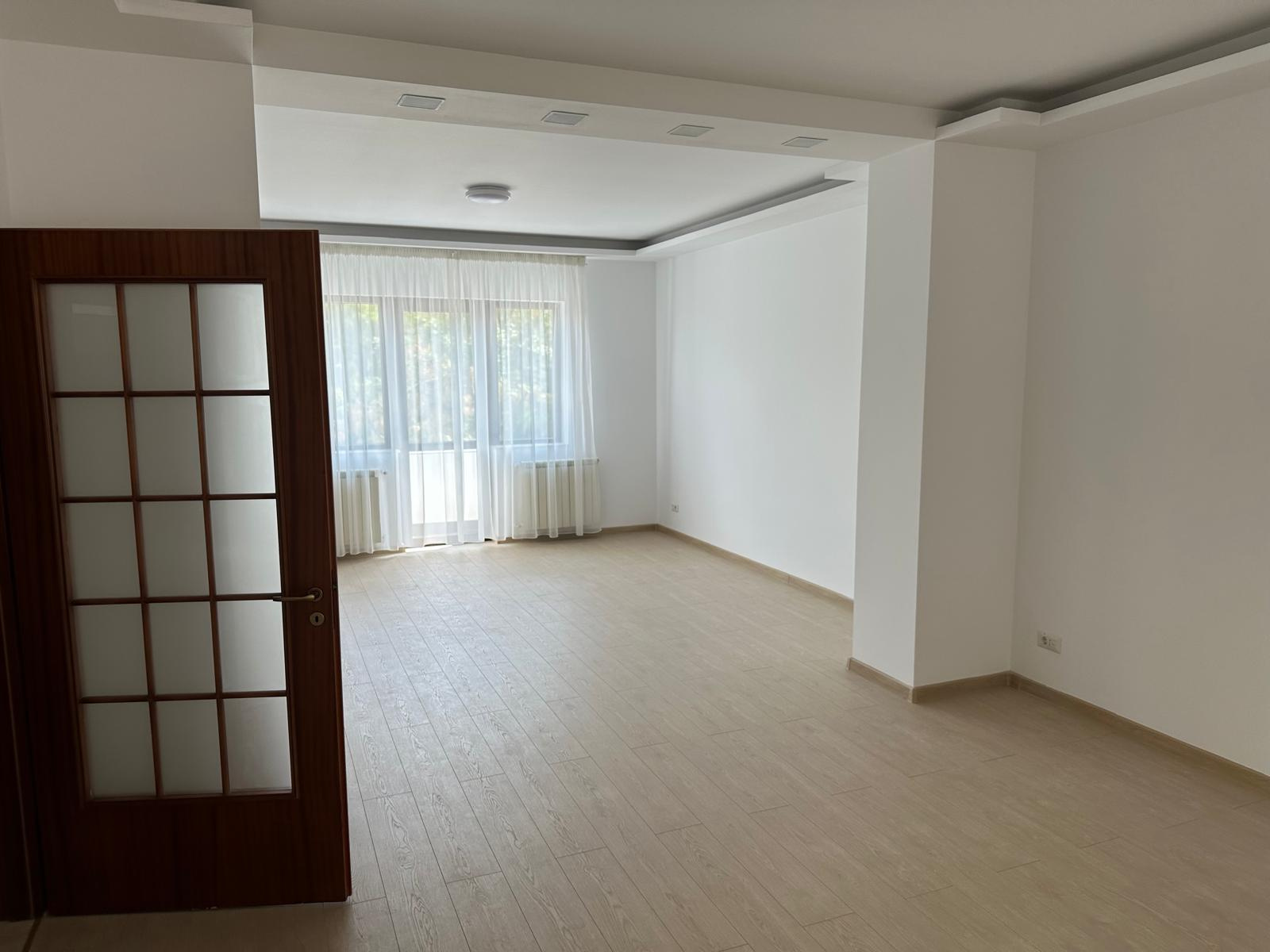 Apartment de închiriat în B Bucuresti, 115 m²
