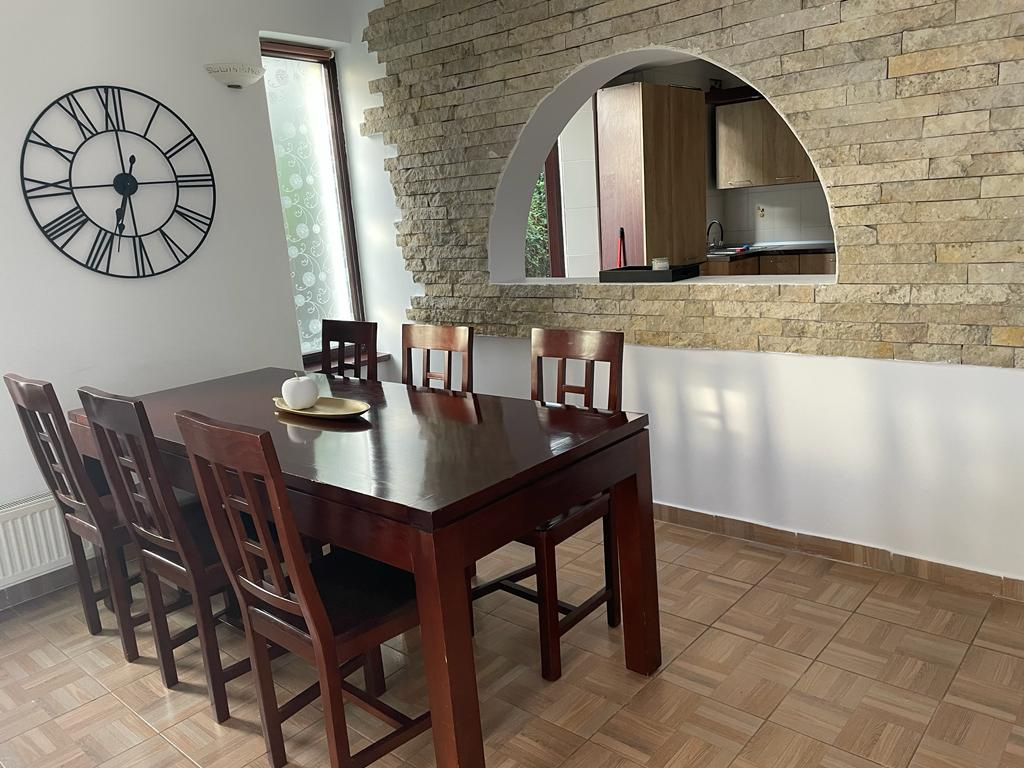 House de închiriat în IS Iasi, 135 m²