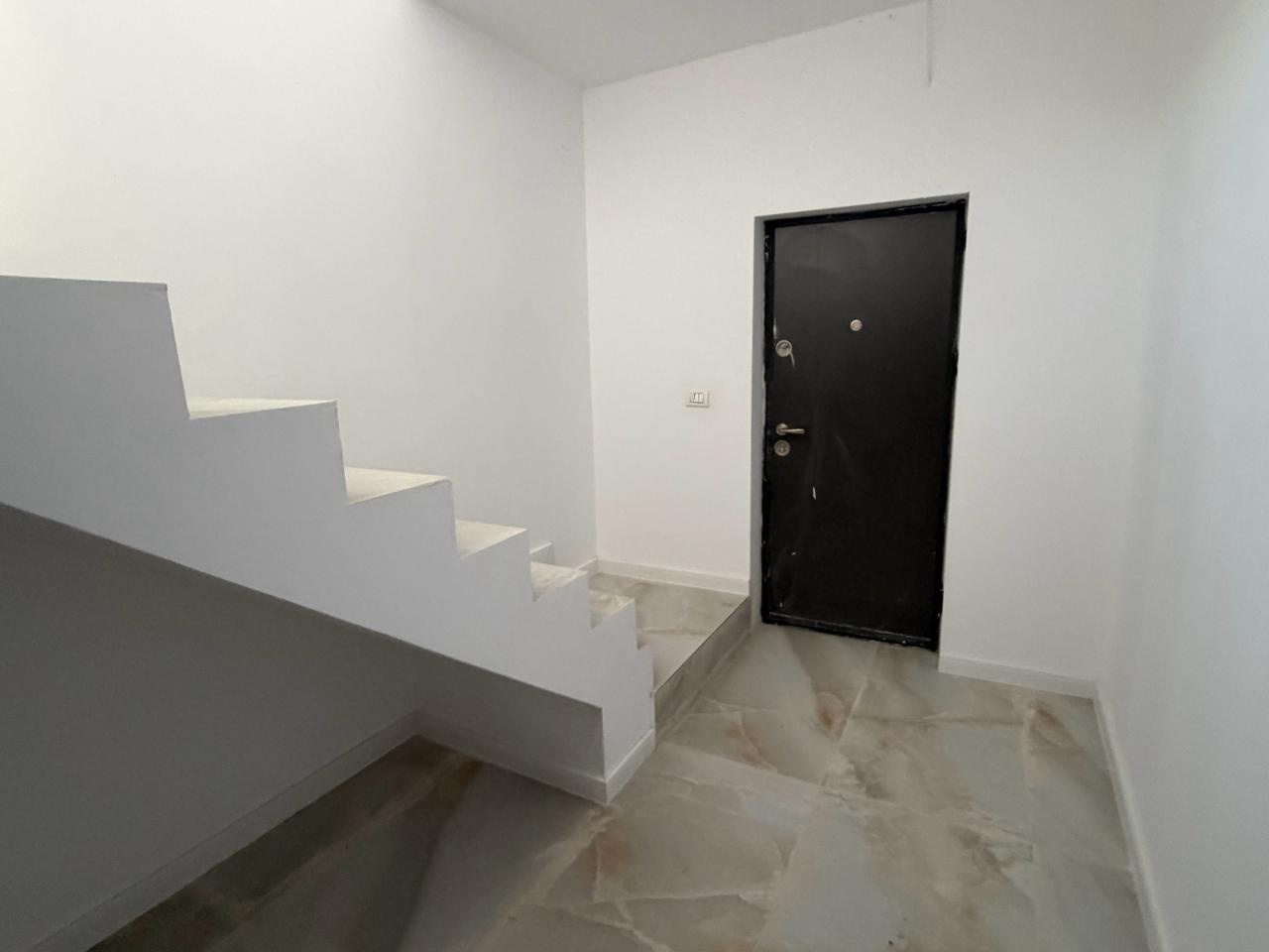 Triplex for sale in IF Magurele, 120 m²