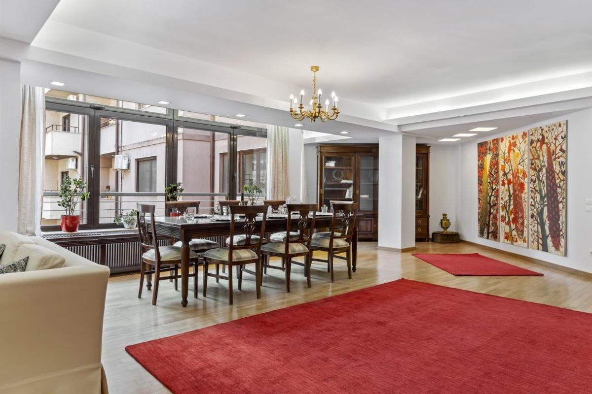 Apartment de închiriat în B Bucuresti, 150 m²