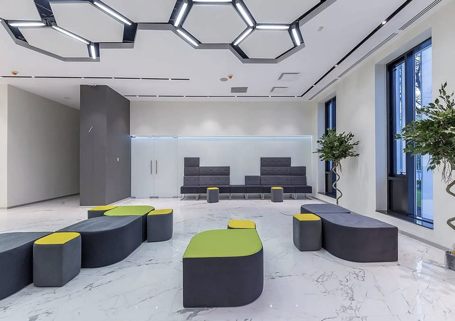 Commercial de închiriat în B Bucuresti, 353 m²