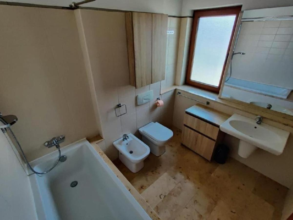 Apartment de închiriat în B Bucuresti, 110 m²