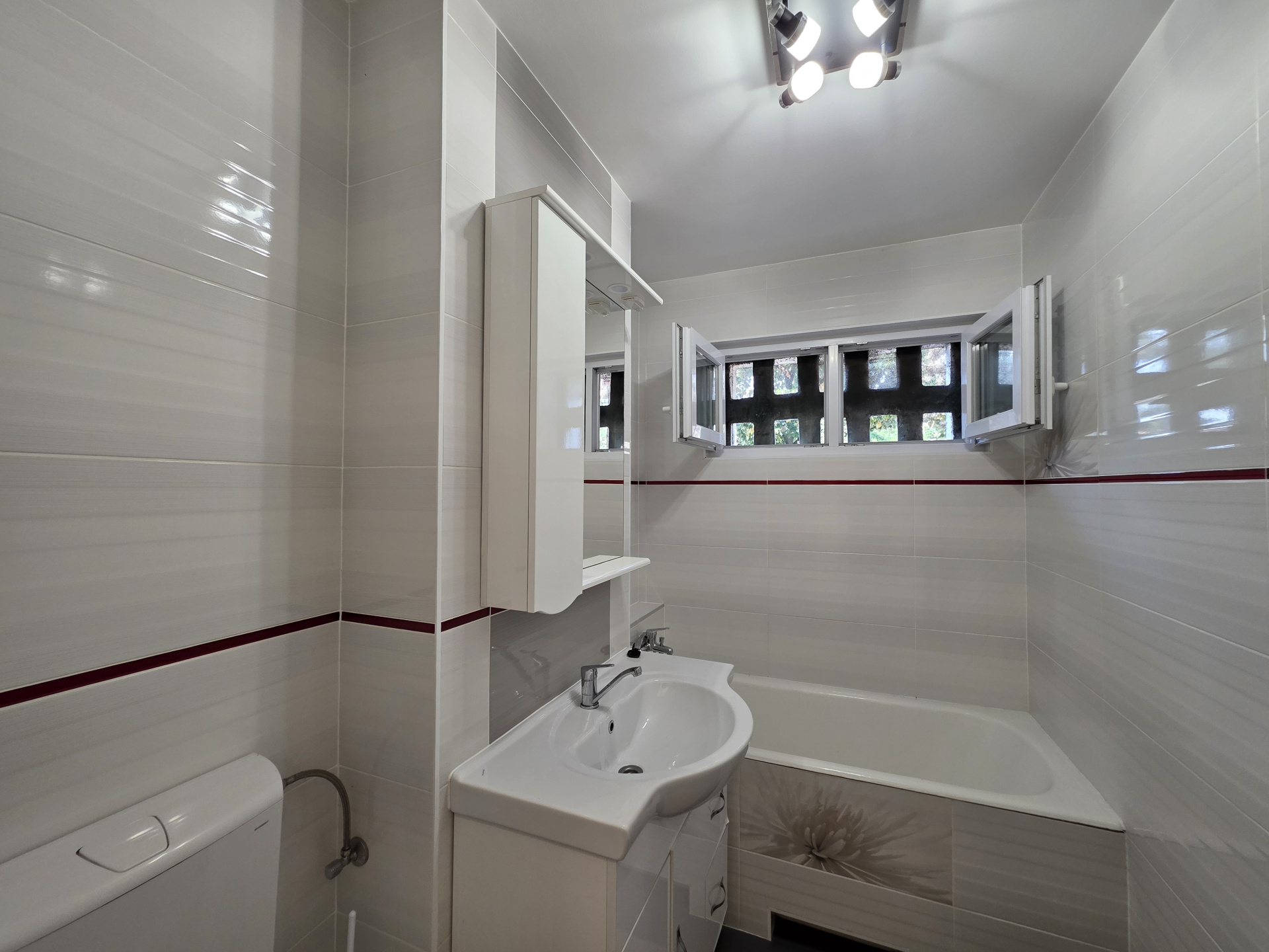 Apartment de închiriat în CJ Cluj-Napoca, Aleea Padin  Nr. 9-13 ([object Object]), 78 m²